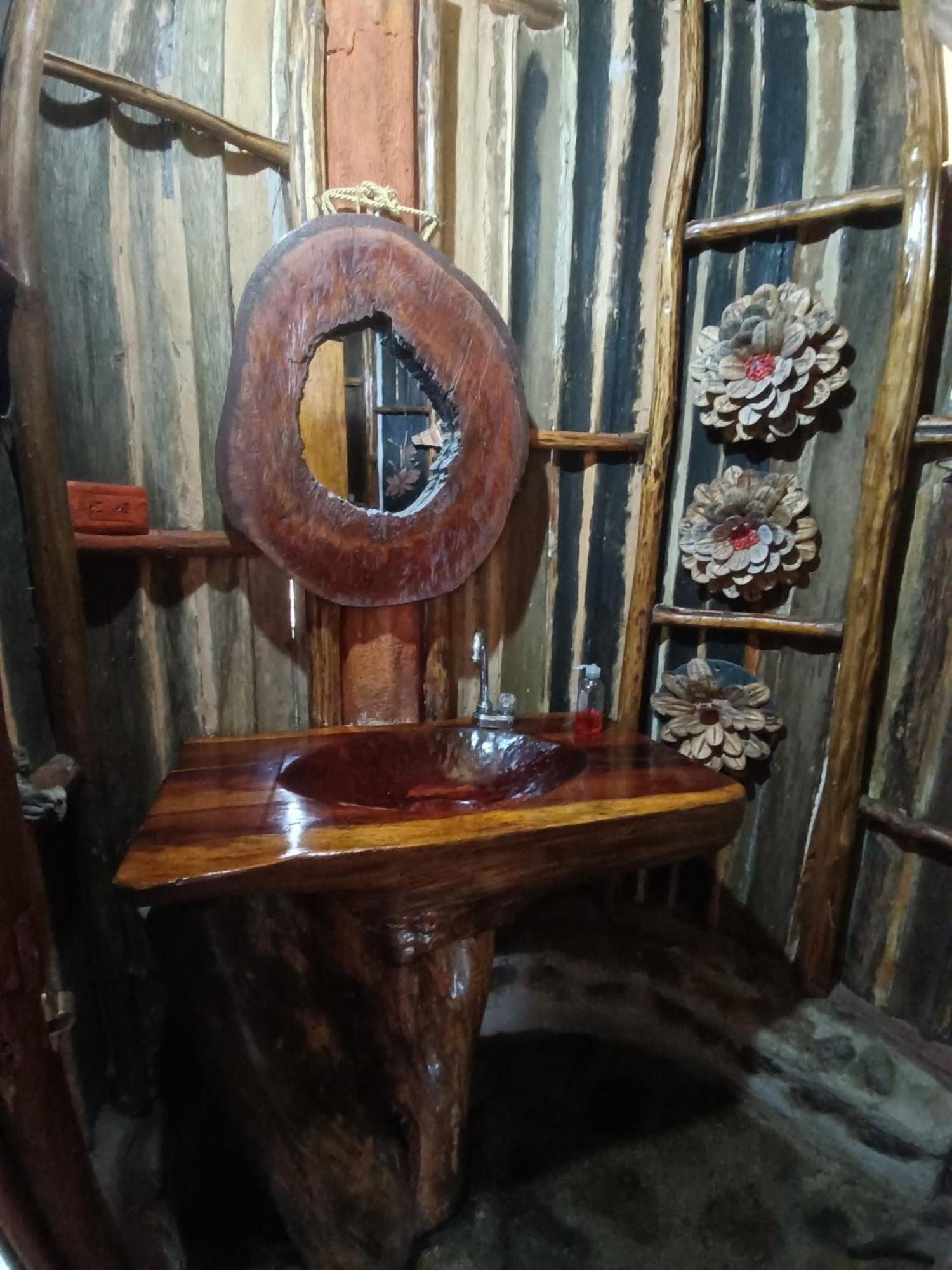 Huaca Huaca Hostel Мокоа Экстерьер фото